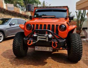 Une vraie Perle rare, la Jeep Wrangler Phantom 2016, 6 cylindres, Essence, boîte manuelle, en parfait état