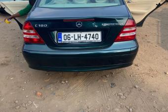 MERCEDESBENZ SANS PLAQUE 7.000  DISCUTER