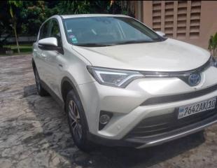 Belle Jeep Toyota New Rav4 2016 Hybride, 4 Cylindres, Essence, Volant gauche & sans plaque d'immatriculation