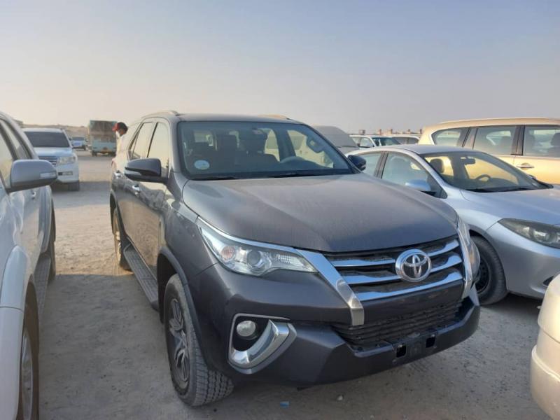 Toyota Fortuner 2013  25000US  201640.000