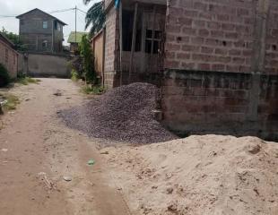 VENTE: TERRAIN DE 161m² DANS UN COIN CALME ET SÉCURISÉ SUR KINSHASA- KINSUKA PÊCHEURS à 50K$ Nég.