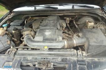 Nissan Pathfinder 5000  dbattre 