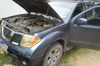 Nissan Pathfinder 5000  dbattre 