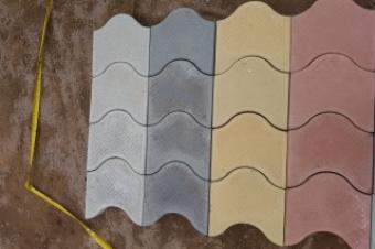 VENTES PAVES DALETTES EN BETON VIBRE