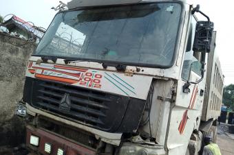 CAMION SINOTRUK PRIX 12500