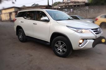 TOYOTA FORTUNER ANNE 2017