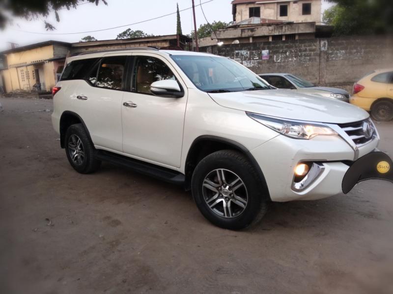 TOYOTA FORTUNER ANNE 2017