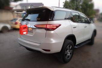 TOYOTA FORTUNER ANNE 2017