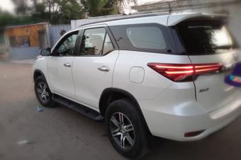 TOYOTA FORTUNER ANNE 2017