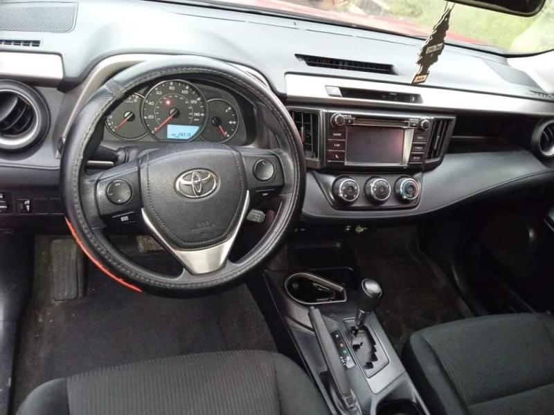 TOYOTA RAV4 2017