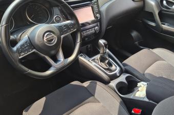 Jeep Nissan Qashqai 2 2020 Full options toit ouvrant diesel volant gauche et faibles Kilomtrages 35.000