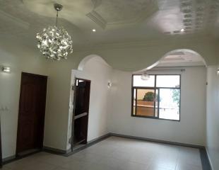 Appartement en location - Binza UPN