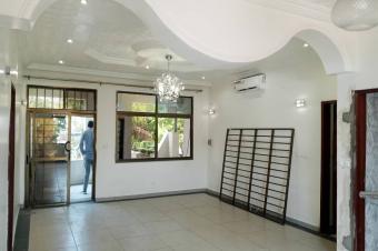 Appartement en location  Binza UPN