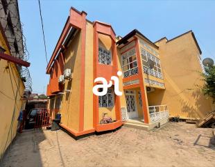 LOCATION : APPARTEMENT DUPLEX DE 3 CHAMBRES SUR KINSHASA-GB
