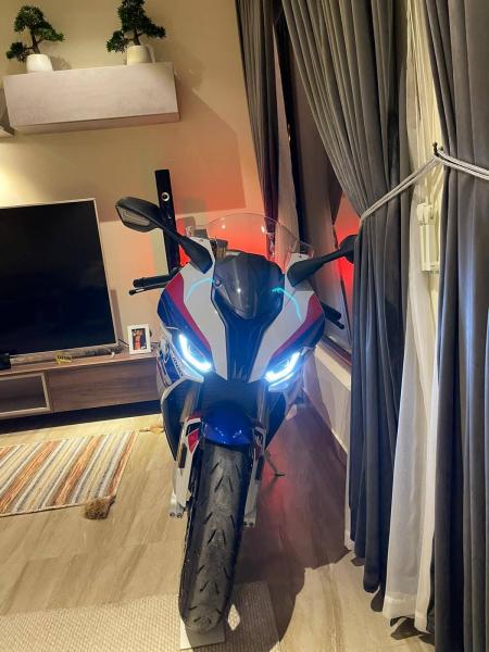 2021 BMW S1000RR whatsapp 971557325643