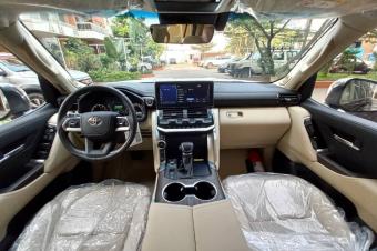 Toyota Land Cruiser VX 2022