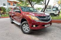 Pick-up Mazda BT-50  automobile_motos_velos_engins_et_pieces
