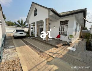 VENTE: PARCELLE DE 440m² AVEC UNE MAISON DE 3 CHAMBRES SUR KINSHASA-NGALIEMA