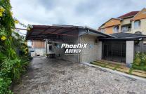 Location - Seul dans la parcelle  mediacongo