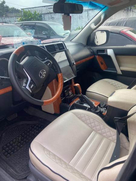 PRADO TX.L 2015