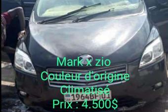  Mark x zio avec plaque rcente  Couleur dorigine  4.500                  Climatis  Blade sans plaque  6.500  Ist sans plaque  5.500  Alphard repeint trs propre       