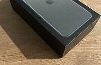 Brand New Apple iPhone 11 Pro Max / iPhone 11 Pro / iPhone 11 / Graphique  WhatsApp : +201144581684 mediacongo