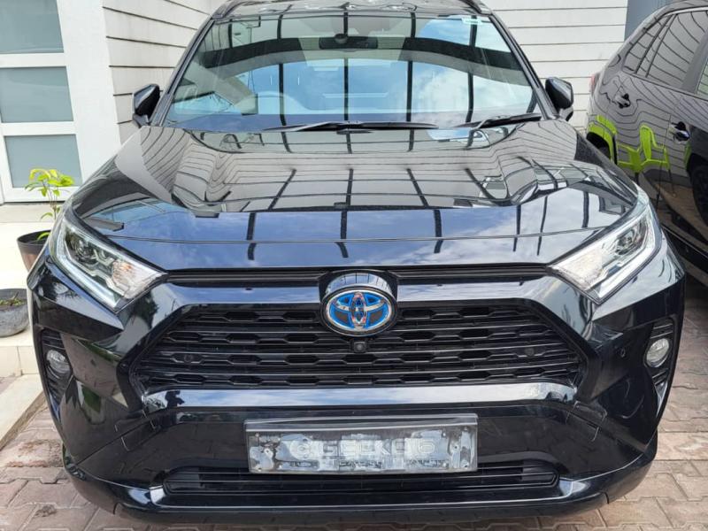 TOYOTA RAV4 2021 PRIX 26.000 Négociable Boite Automatique, Carburant Essence, Volant à