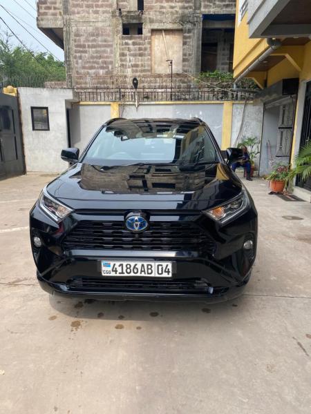 Vente dune Toyota RAV4 2021