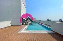 Magnifiques apparts des 3CHS identiques, dans un immeuble avec diverses prestations : piscine, salle de sport, etc. Près de la Gare Centrale sur une rue asphaltée à bas prix mediacongo