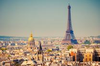 Je suis née à Paris, d’un père algérien et d’une mère française. A l’âge de  15 ans, ma mère a refait sa vie et m’a envoyée vivre chez mon père, avec qui  les relations ont toujour evenements_formations_conferences_eglises