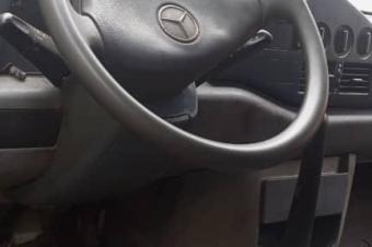 SPRINTER  VENDRE EN TRS BON ETAT MOTEUR DIESEL