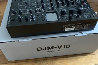 Pioneer CDJ3000 Pioneer CDJ 2000NXS2 Pioneer DJM 900NXS2 Pioneer DJ DJMV10  Pioneer CDJTOUR1  Pioneer DJMTOUR1 Pioneer DJ XDJRX3 Pioneer XDJ XZ Pioneer DJ DDJREV7