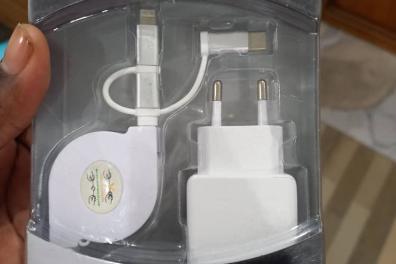 telephones_tablettes_et_accessoires Anonyme  