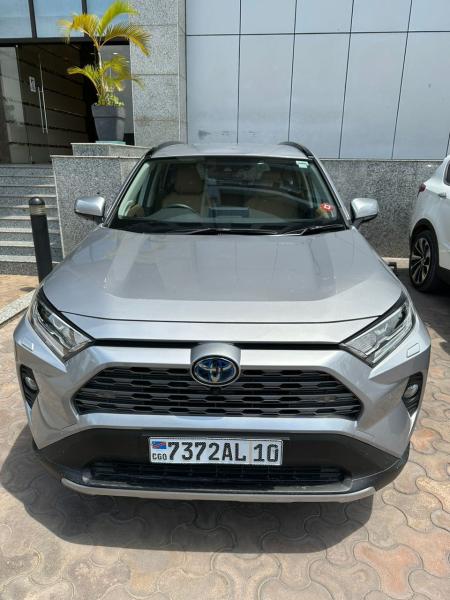 Toyota RAV4 AWDi Hybride 2021  Matcha Gari