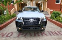 Toyota Fortuner 2023 mediacongo