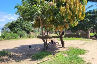 Terrain  vendre dans la commune de Mont Ngafula