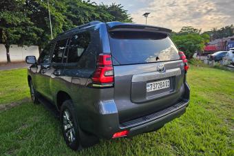 Toyota Prado Vxr authentique 