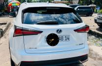 Lexus Nx300h mediacongo
