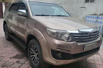 Toyota fortuner 2014