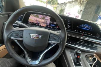 Cadillac Escaladev First 2023