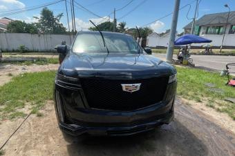 Cadillac Escaladev First 2023