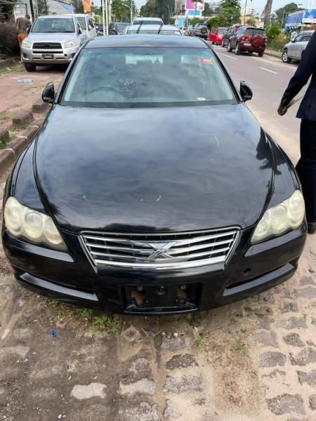 Toyota mark X