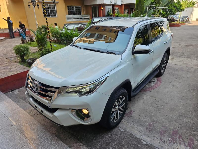 FORTUNER 2019