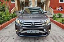 Toyota Highlander XLE 2018/2019 automobile_motos_velos_engins_et_pieces