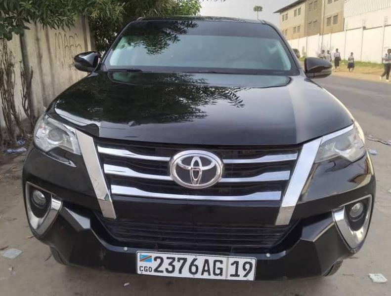 Vente toyota Fortuner 2018
