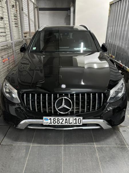 Mercedese Benz GLC 300 4MATIC 2018
