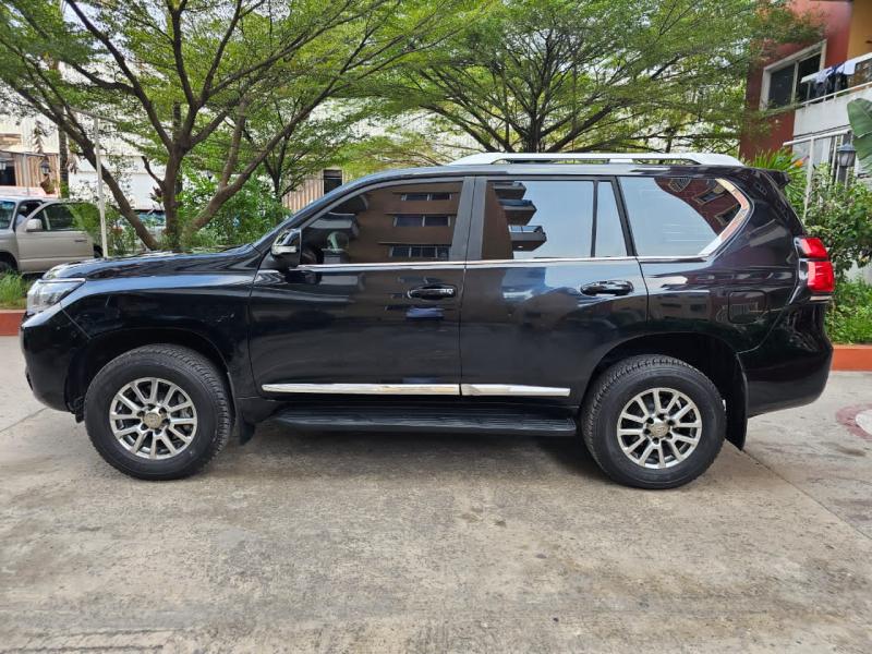 Toyota Prado VX 2022