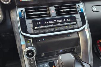 Toyota Land Cruiser Vx 2023
