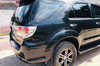 Toyota Fortuner modifier 