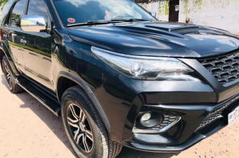 Toyota Fortuner modifier 